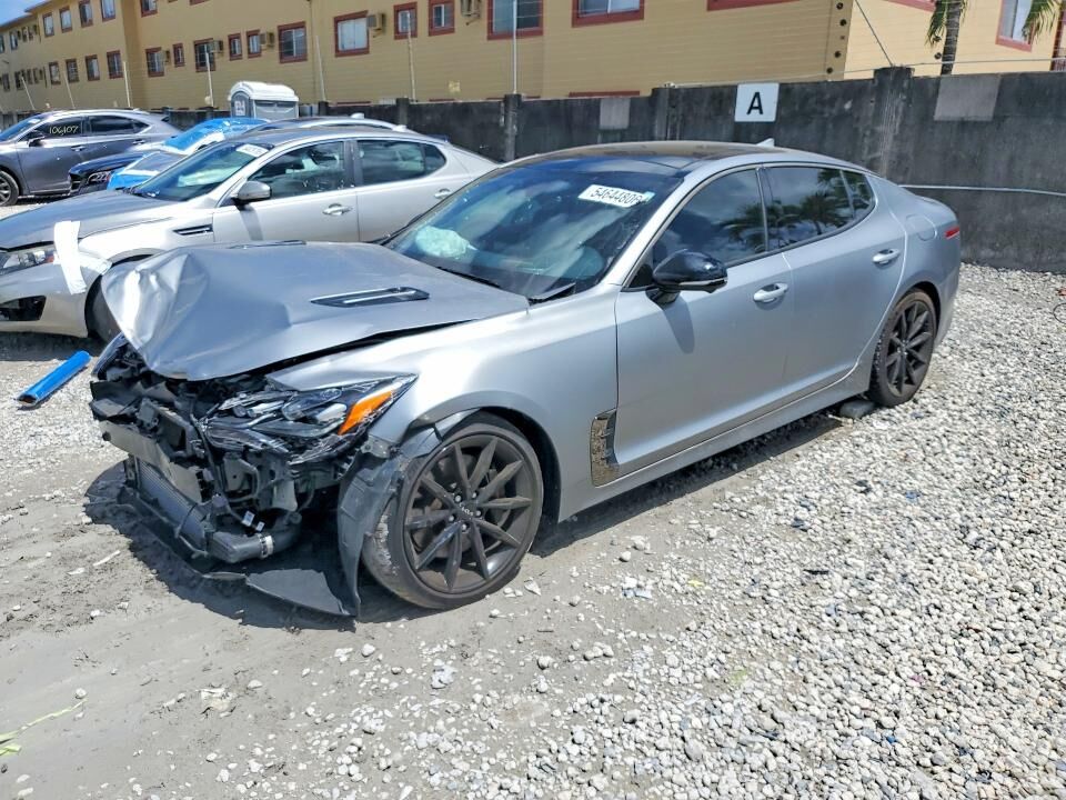 2023 KIA Stinger