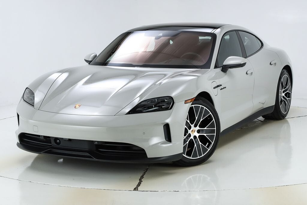 2026 PORSCHE Taycan
