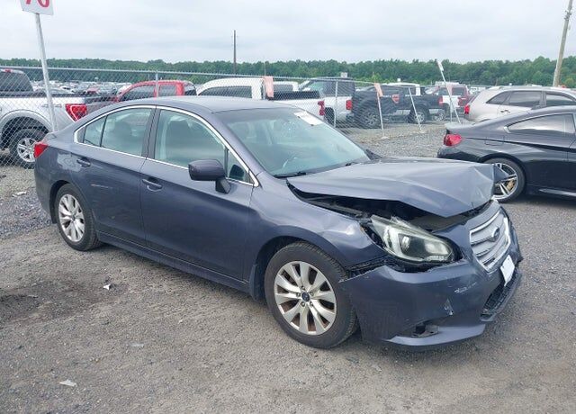 2015 SUBARU Legacy