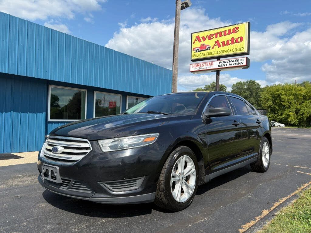 2016 FORD Taurus