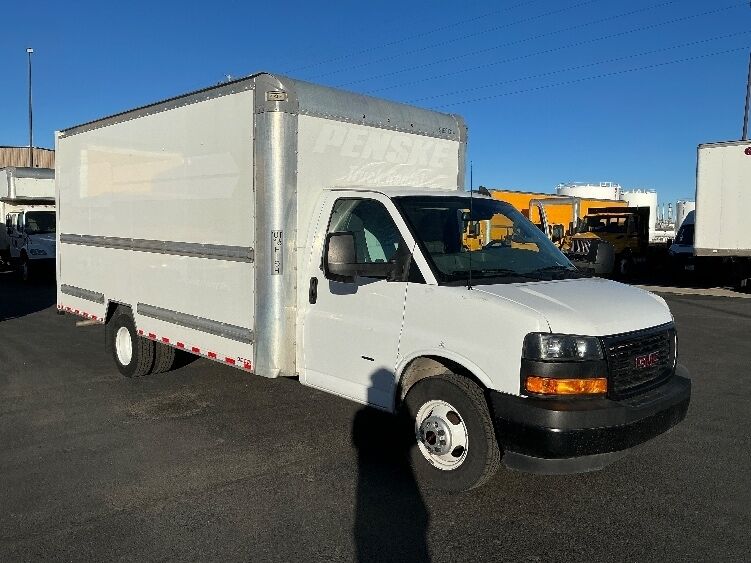 2021 GMC Savana