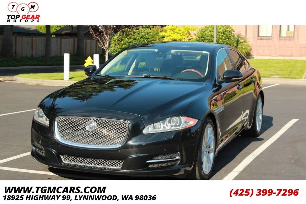 2012 JAGUAR XJ