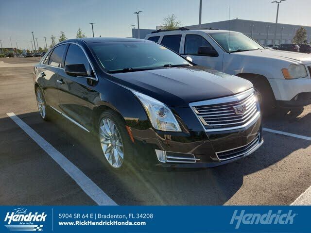 2017 CADILLAC XTS