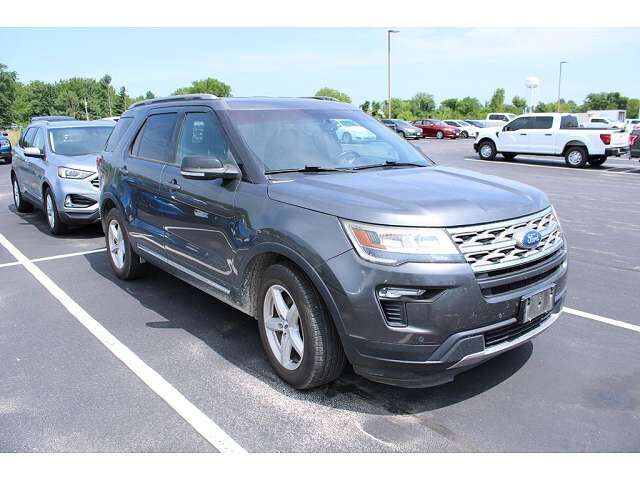 2018 FORD Explorer