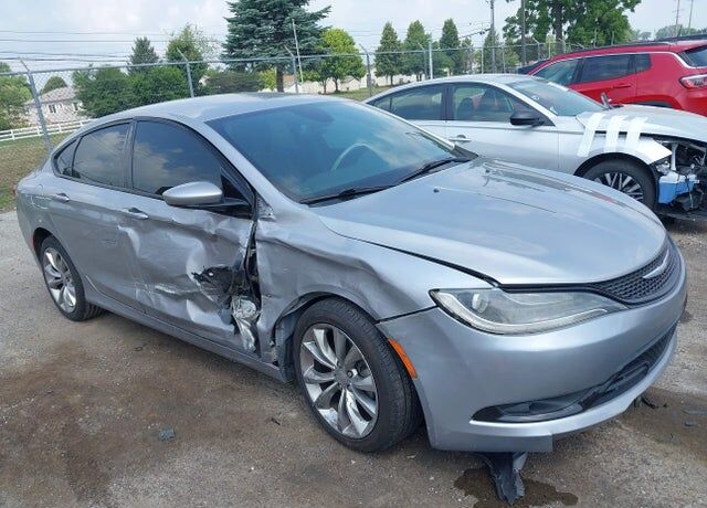 2015 CHRYSLER 200