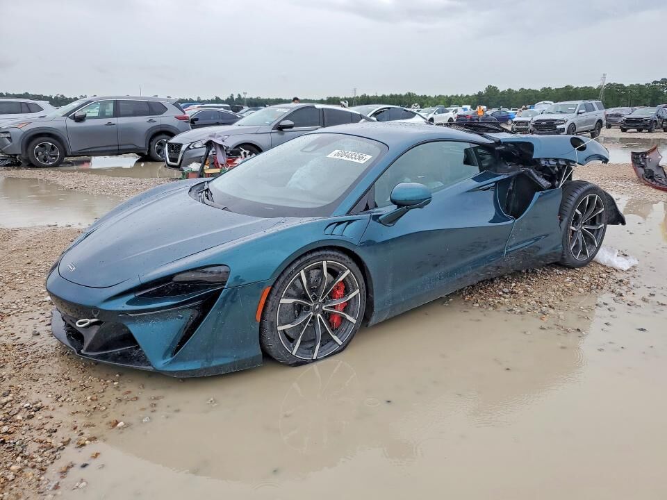 2023 MCLAREN ARTURA