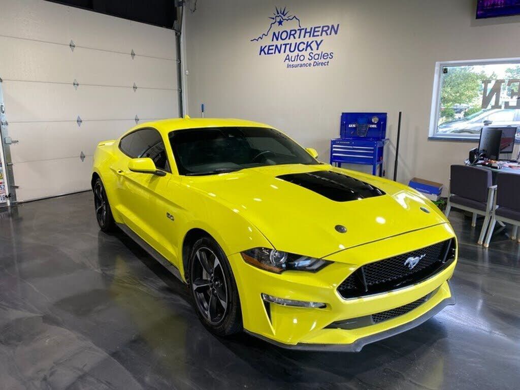 2021 FORD Mustang
