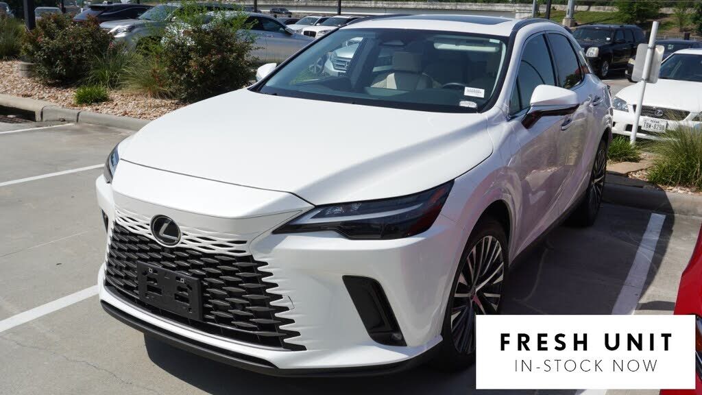2025 LEXUS RX