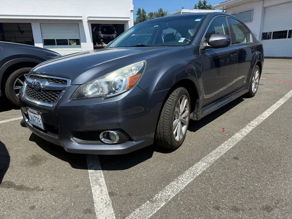 2014 SUBARU Legacy