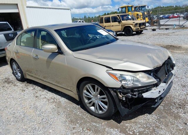 2012 HYUNDAI Genesis