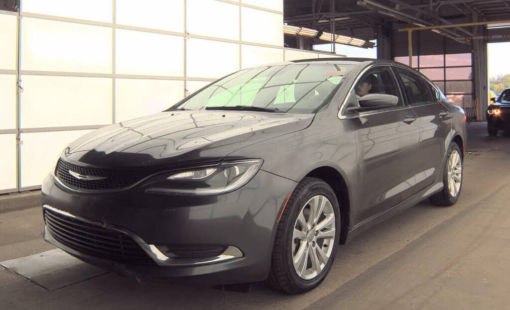 2016 CHRYSLER 200