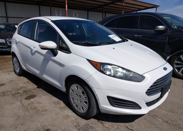 2015 FORD Fiesta