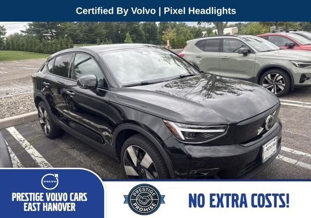 2023 VOLVO C40