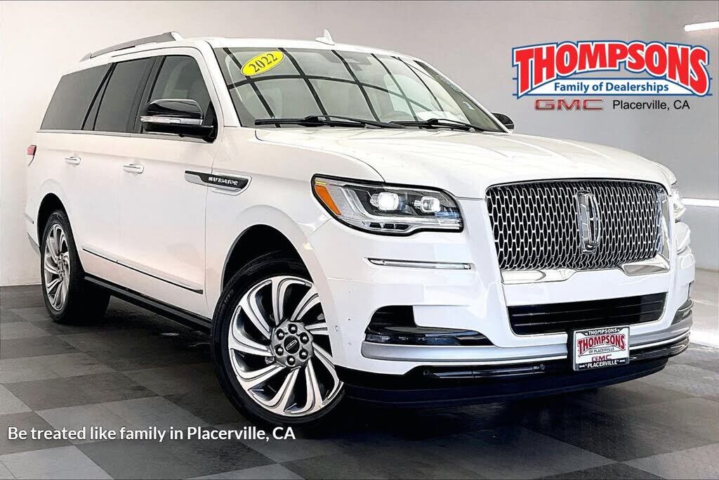 2022 LINCOLN Navigator