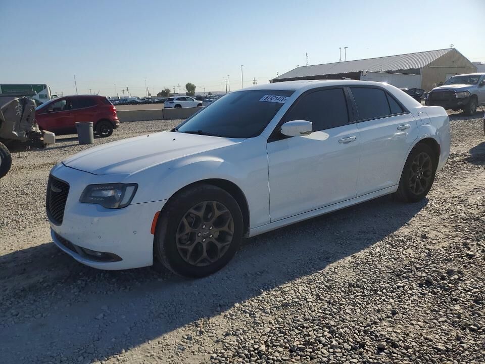 2016 CHRYSLER 300