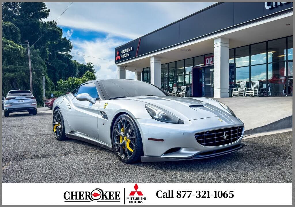 2010 FERRARI California