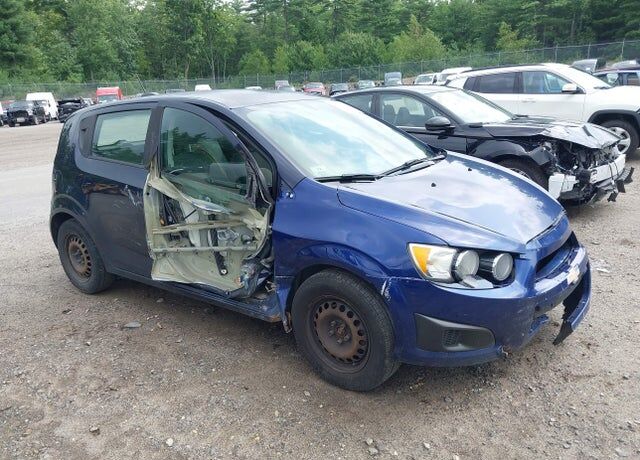 2016 CHEVROLET Sonic
