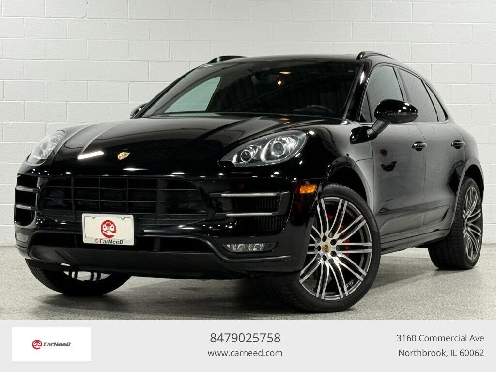 2016 PORSCHE Macan
