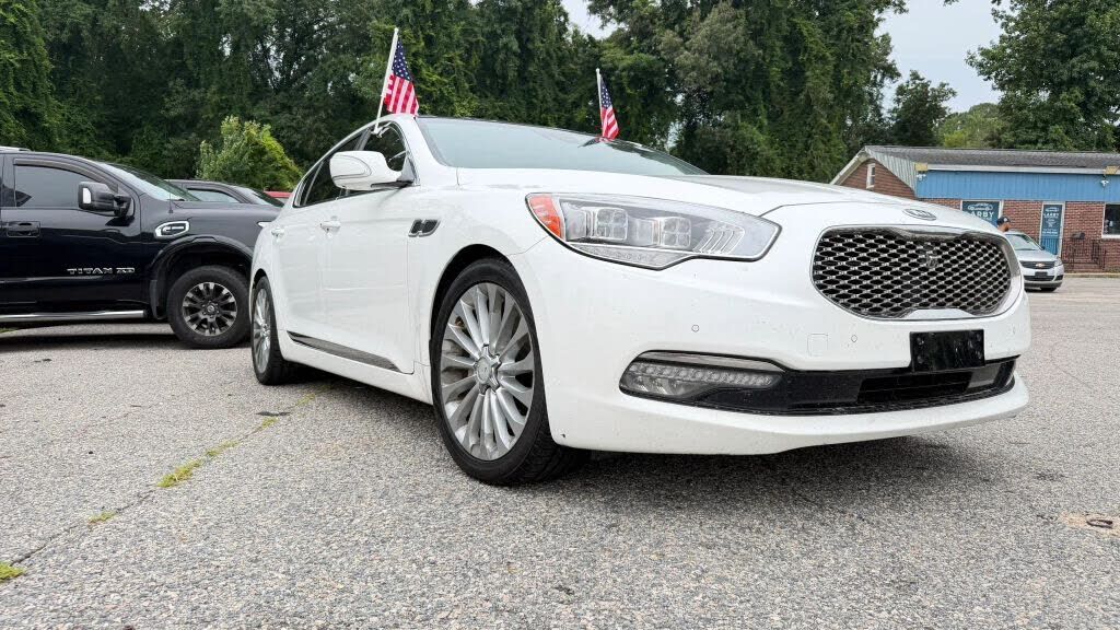 2017 KIA K900