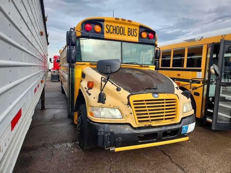 2013 BLUE BIRD BB Conventional