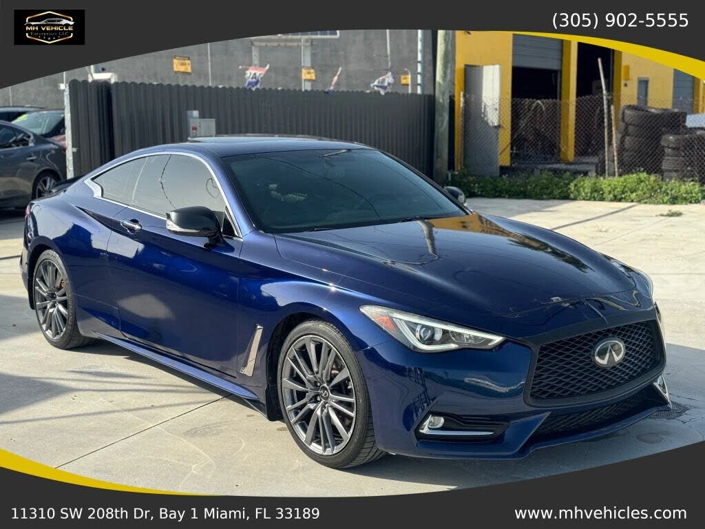 2017 INFINITI Q60