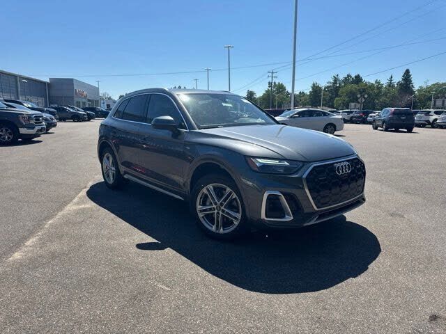 2024 AUDI Q5 e
