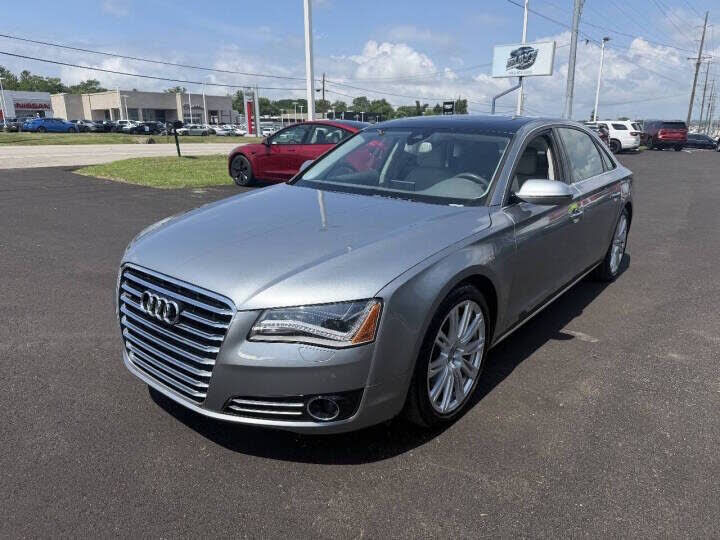 2012 AUDI A8