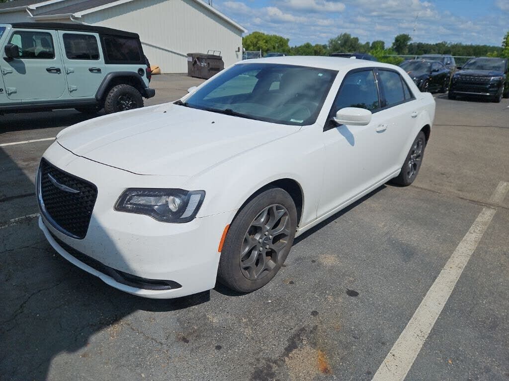2018 CHRYSLER 300