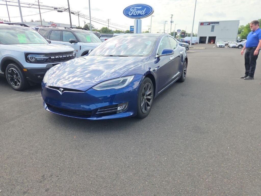 2020 TESLA Model S