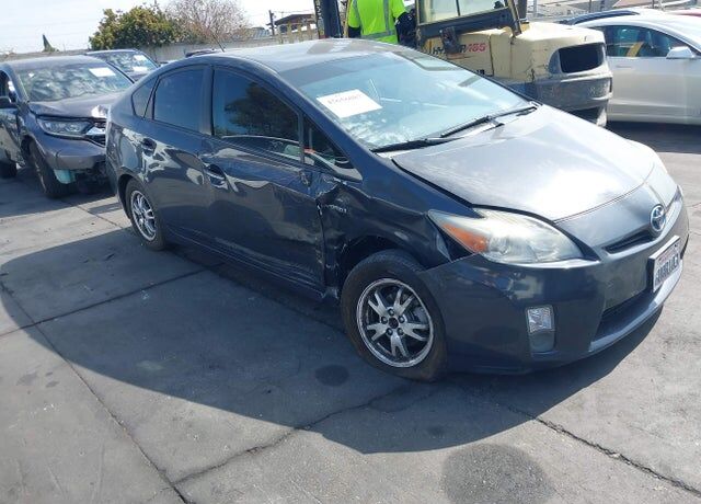 2011 TOYOTA PRIUS