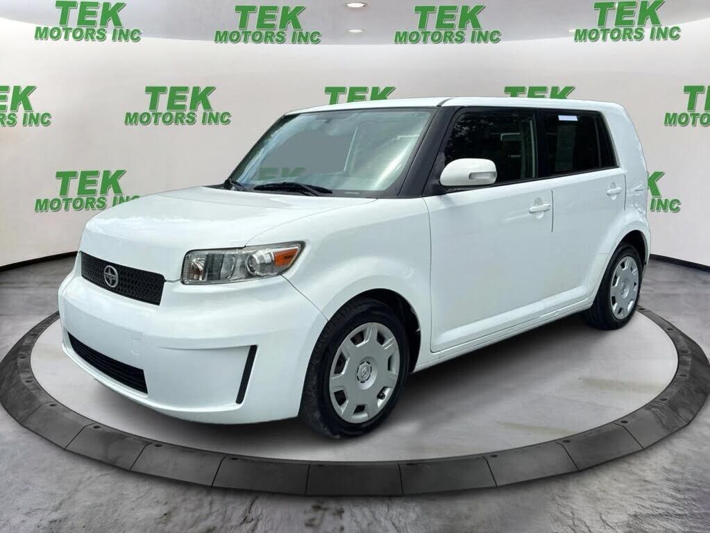 2010 TOYOTA SCION