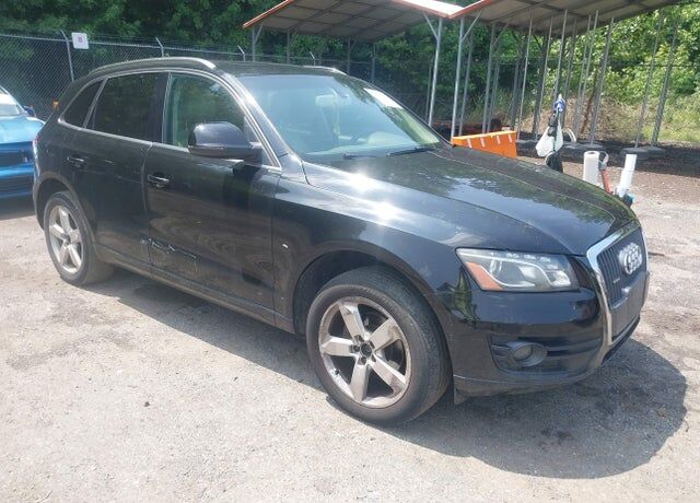 2011 AUDI Q5