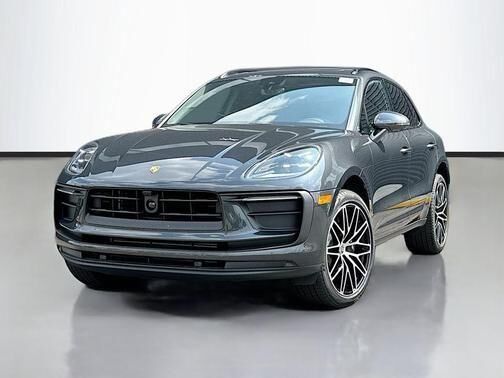 2026 PORSCHE Macan