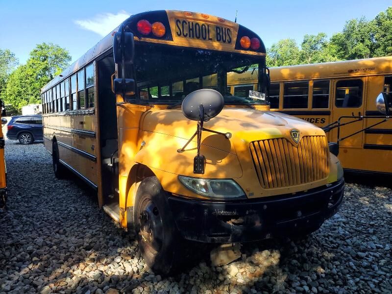 2013 IC BUS PB105