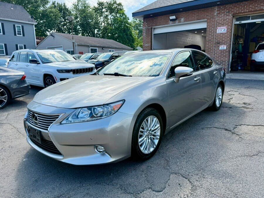 2015 LEXUS ES