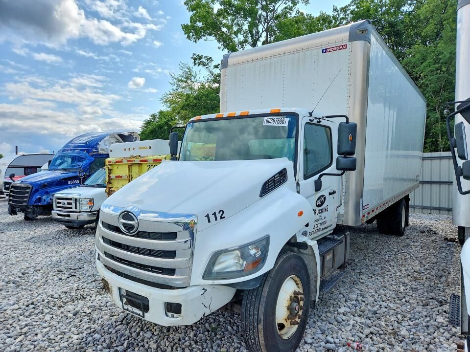 2020 HINO Conventional Type Truck