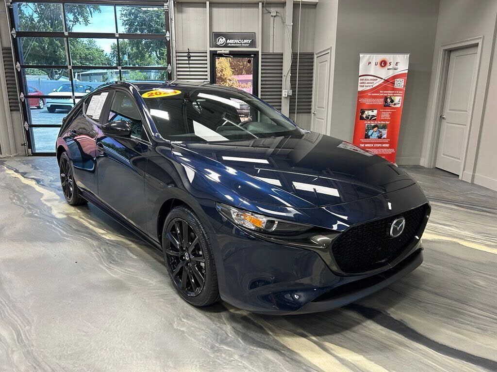2024 MAZDA Mazda3