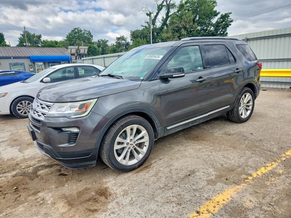 2018 FORD Explorer