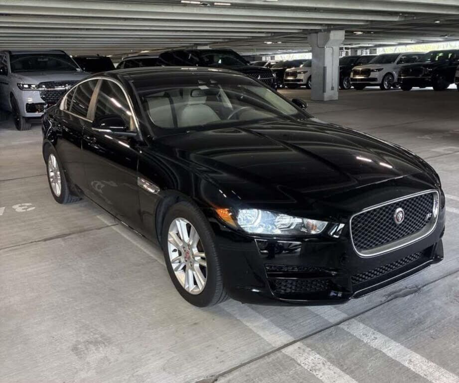 2017 JAGUAR XE