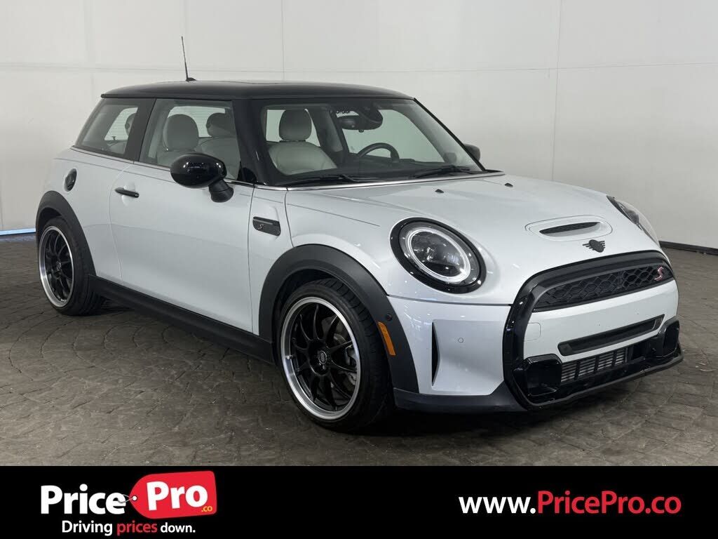 2023 MINI Hardtop