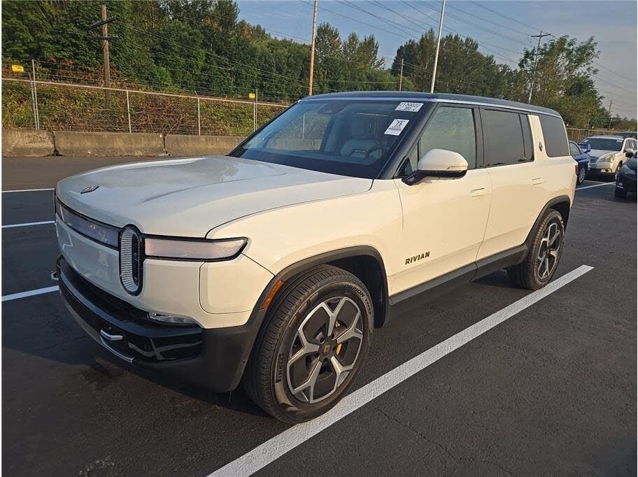 2024 RIVIAN R1S
