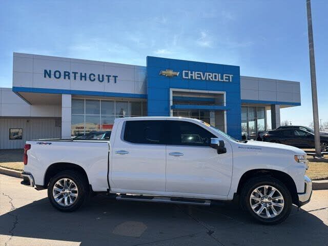 2021 CHEVROLET Silverado