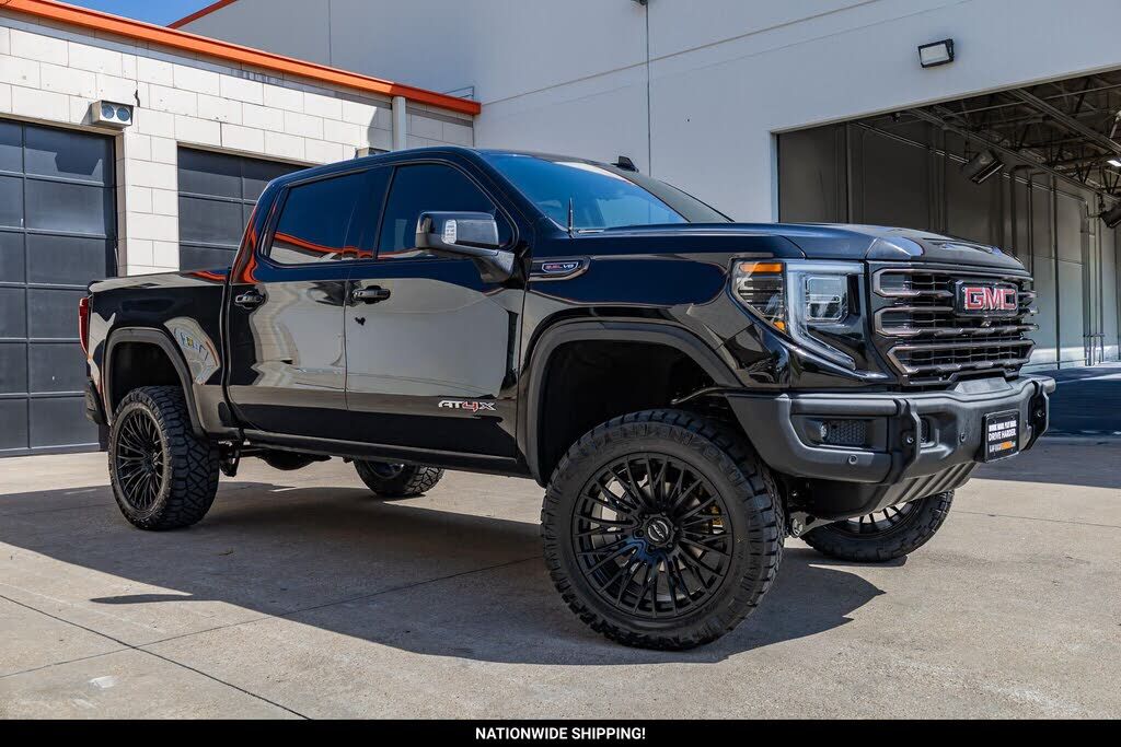 2023 GMC Sierra