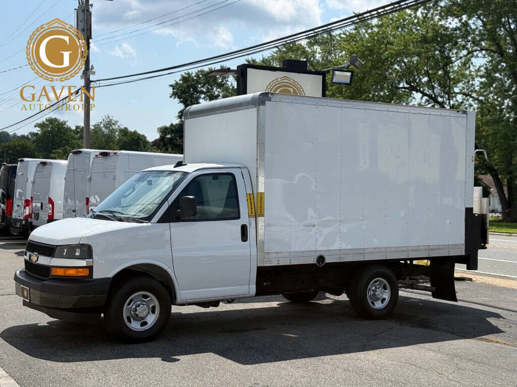 2020 CHEVROLET Express