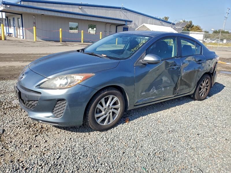 2012 MAZDA Mazda3