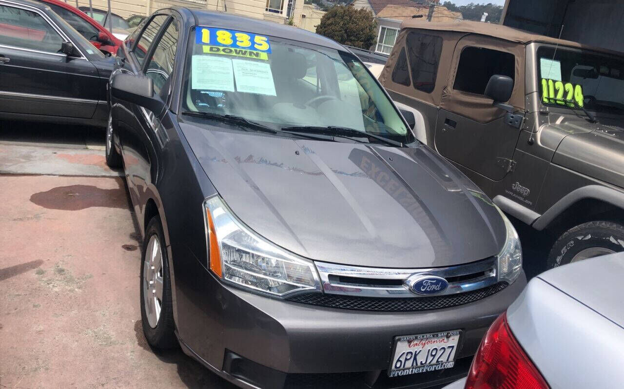 2011 FORD Focus