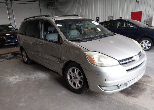 2005 TOYOTA Sienna