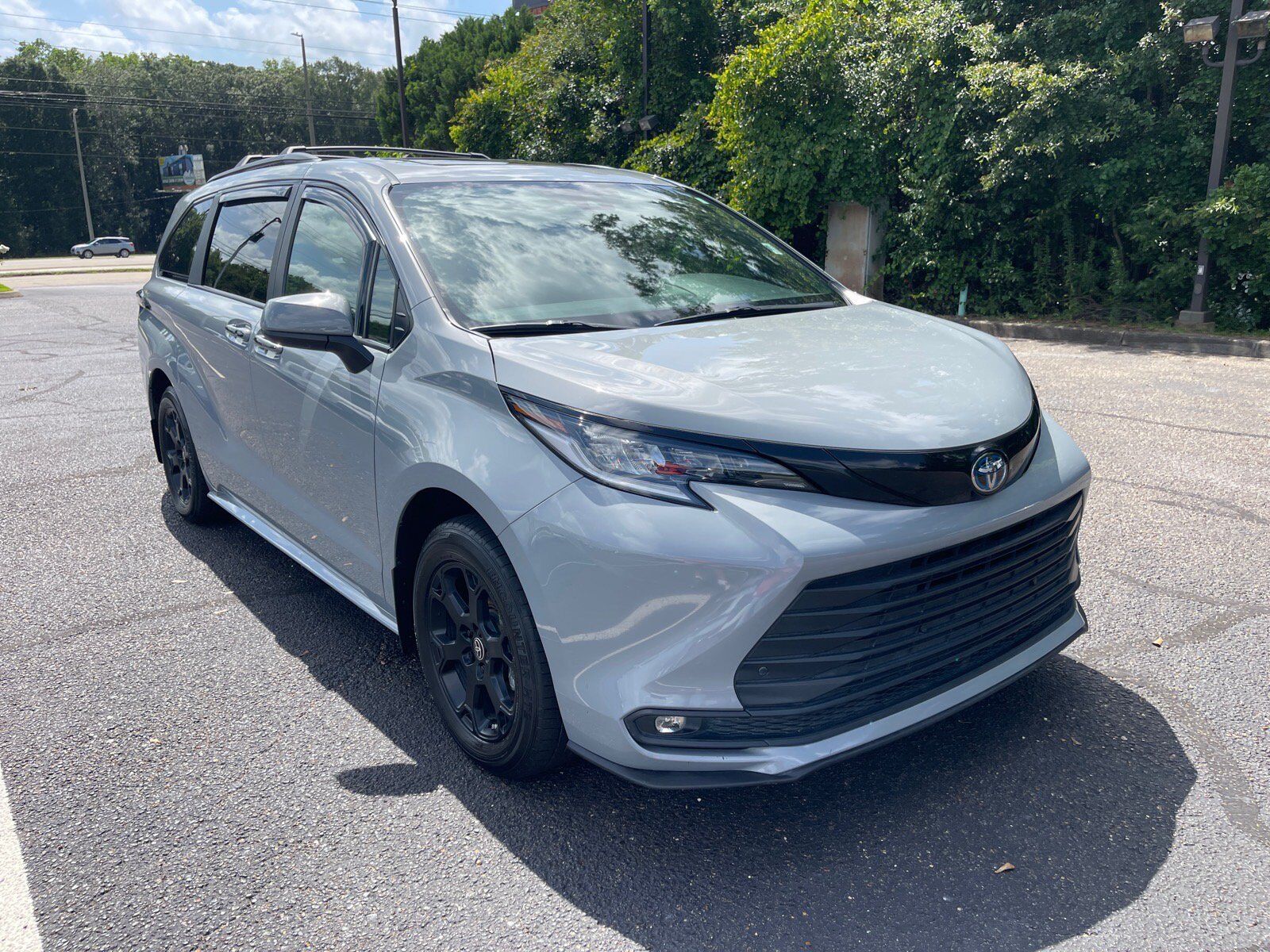 2025 TOYOTA Sienna