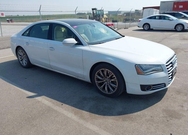 2013 AUDI A8