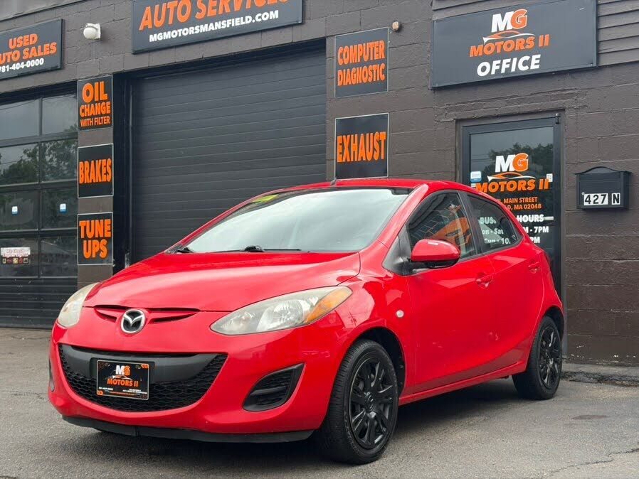 2011 MAZDA Mazda2